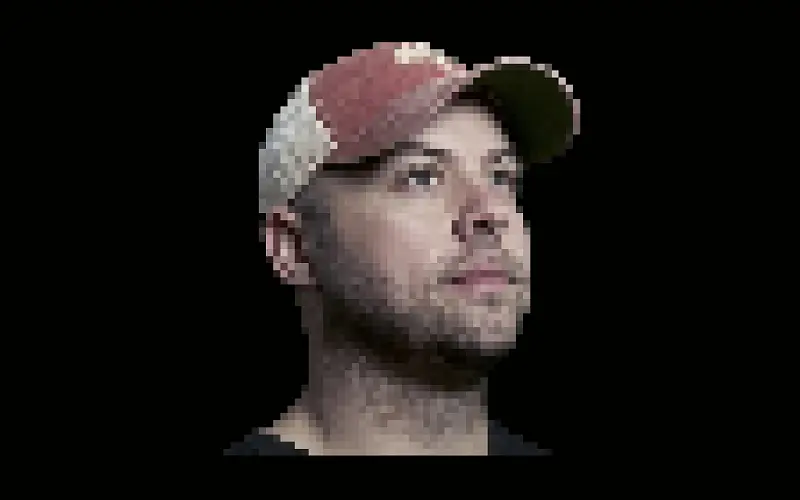 Responsive Chris Coyier Pixel Avatar